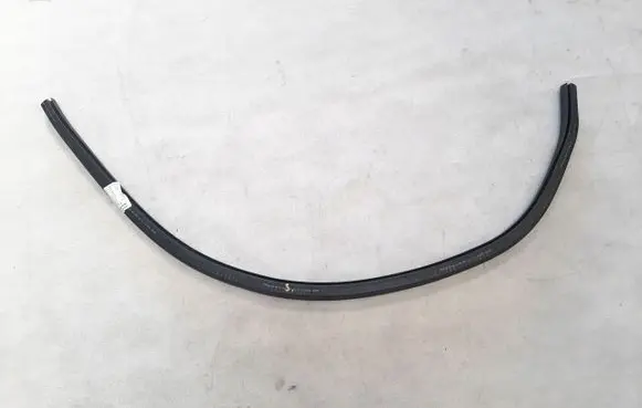 Audi A7 S7 4G Rubber seal loading door 4G8833707A