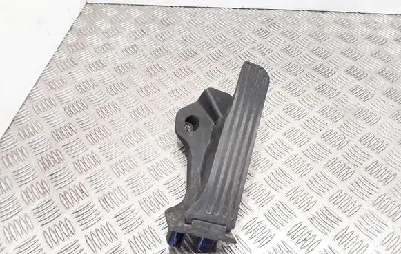 Seat Altea XL Accelerator throttle pedal 1K1721503S 6510100102