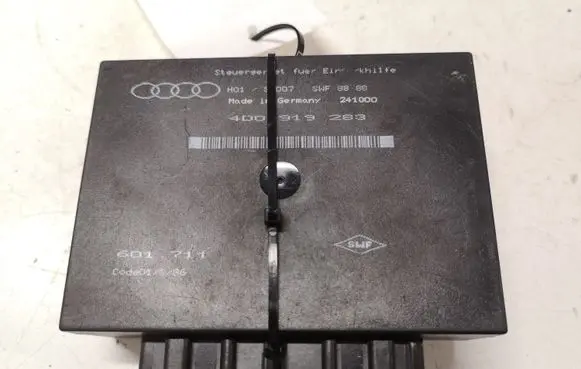 Audi A8 S8 D2 4D Parking PDC control unit/module 4D0919283 601711
