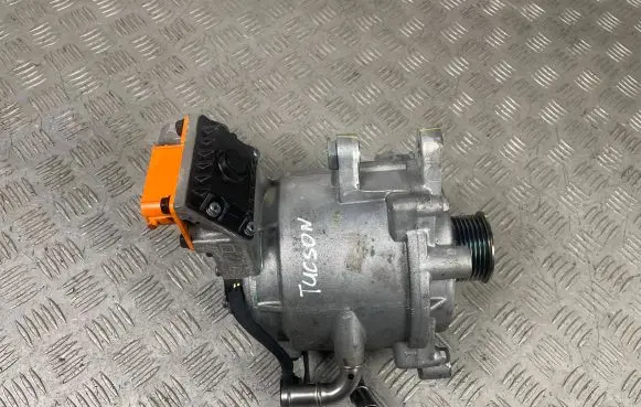 Hyundai Tucson IV NX4 Generator/alternator 373902M900