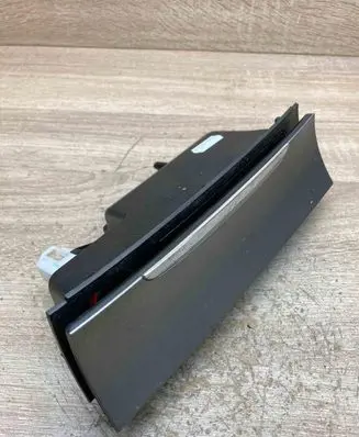 Volkswagen PASSAT B6 Car ashtray 3C0863284A