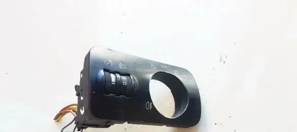 Headlight level adjustment motor