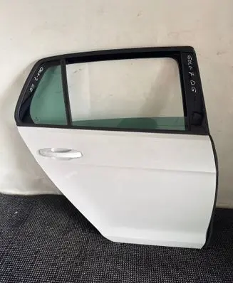Volkswagen Golf VII Rear door 0K1