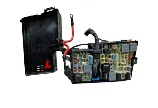 Volvo V40 Fuse box set AV6T14A142AA AV6T14A067AC