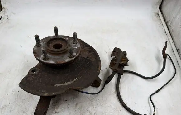 Mitsubishi Lancer X Front wheel hub spindle knuckle 