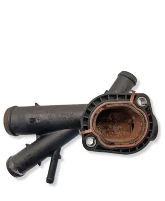 Volkswagen Golf VI Engine coolant pipe/hose 03L121131AA