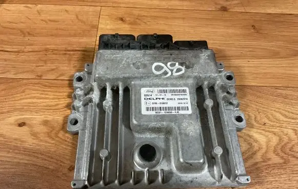 Ford Mondeo MK IV Engine control unit/module ECU BG9112A650FJD 28362918 97RI010012
