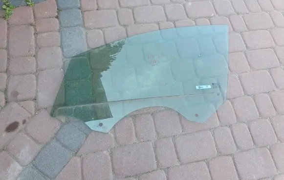 Opel Astra K Sliding door window/glass 