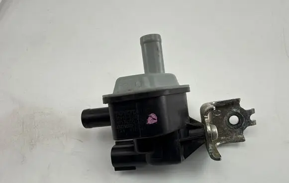 Toyota Yaris Cross Turbo solenoid valve 90910TC005