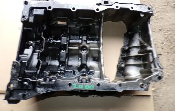 Opel Vivaro Oil sump 8200672739