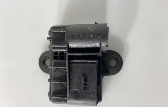 Mercedes-Benz Sprinter W906 Glow plug pre-heat relay A6519008902 51299070A