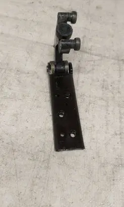 Renault Master III Sliding door middle roller runner 777653050R