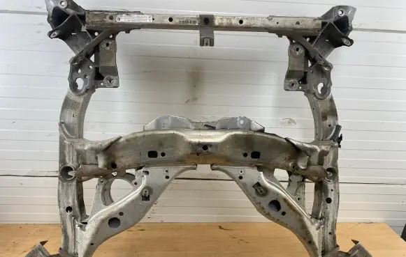 BMW 6 F06 Gran coupe Front subframe 6796693
