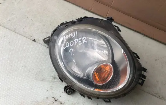 Mini One - Cooper Clubman R55 Headlight/headlamp 0301225302 16270400 272126405