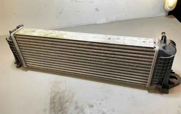 Iveco Daily 6th gen Intercooler radiator 5801526777 844750000 2C011100K