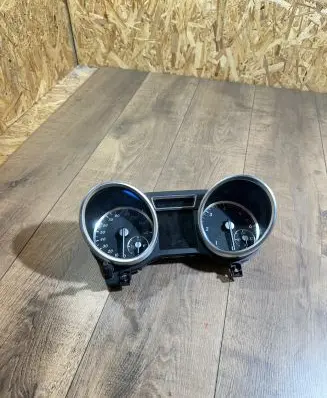 Mercedes-Benz GL X166 Speedometer (instrument cluster) a1669007610 0263683194 8880PT8806