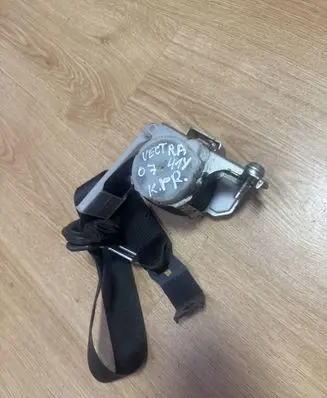Opel Vectra C Front seatbelt 03314650 13128271N 13146617F