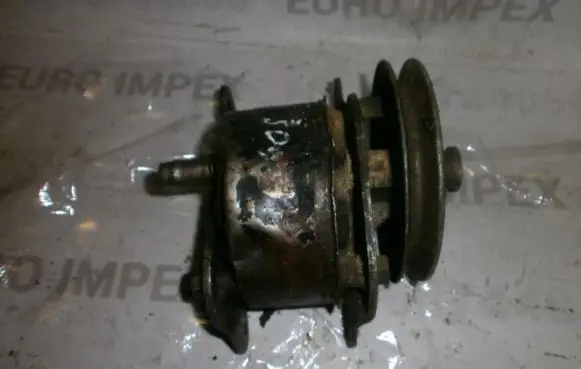 Renault Espace I Power steering pump