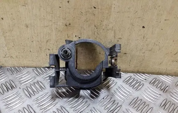 Subaru Outback Fog light bracket 11420960