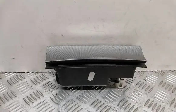 Volkswagen PASSAT B6 Car ashtray 3C0863284
