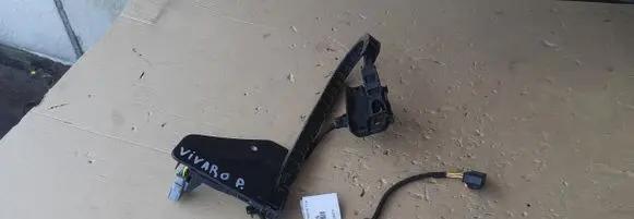 Opel Vivaro Front door wiring loom 9816588380