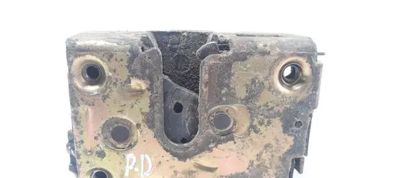 Renault 19 Front door lock