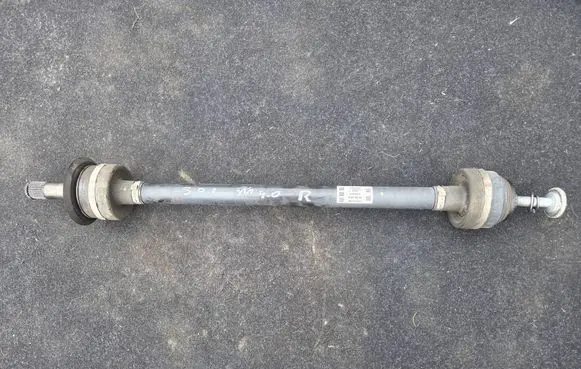 BMW X3 G01 Rear driveshaft 8689746