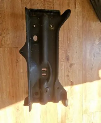 Jeep Grand Cherokee Gearbox mounting bracket 68229952AA