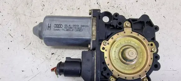 Audi A3 S3 8L Sliding door window regulator with motor 8L4959802A