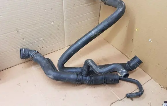 Volkswagen Eos Engine coolant pipe/hose 1K0121049R