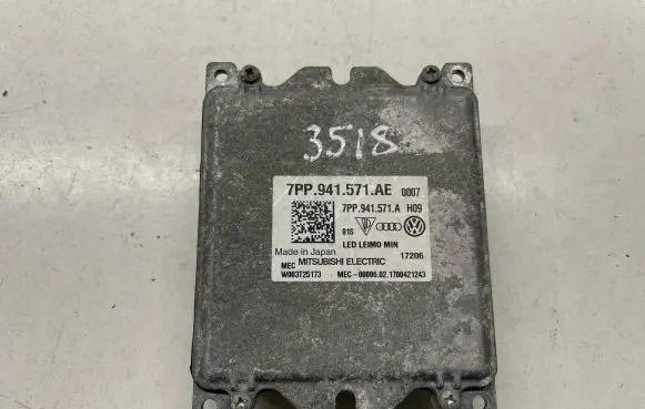 Audi A4 S4 B9 8W Headlight ballast module Xenon 7PP941571AE