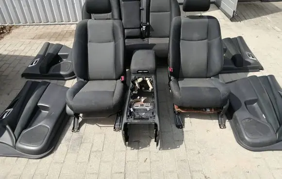 Nissan Pathfinder R52 Interior set
