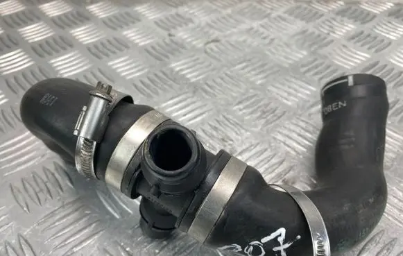 BMW 5 F10 F11 Engine coolant pipe/hose 16269713