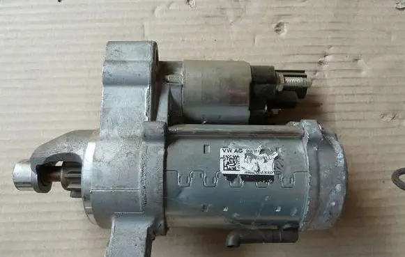 Audi A1 Generator/alternator 4280007935II