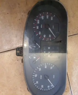 Renault Scenic I Speedometer (instrument cluster) P8200038771 21658869 NS0112484U