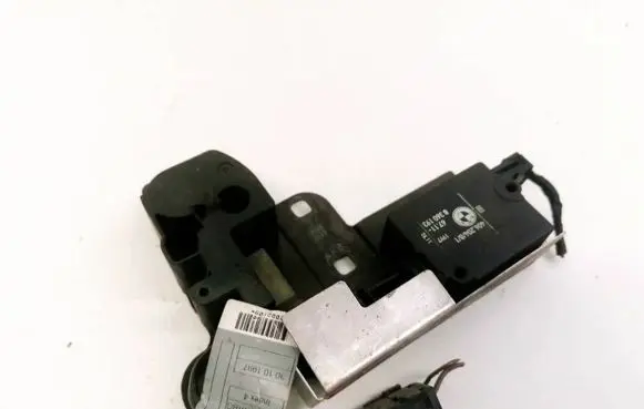 BMW 5 E39 Central locking motor 67118360193 67.11-8360193