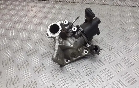 Renault Clio III EGR valve 8200836385