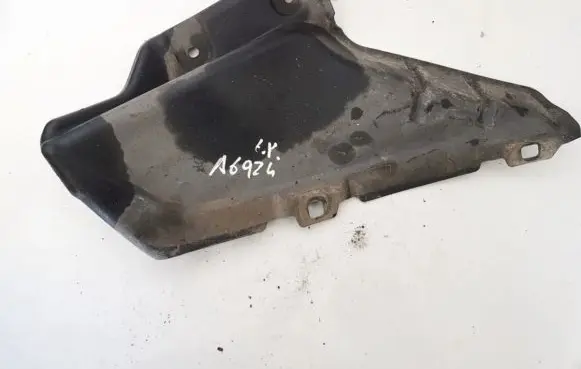 Mitsubishi Outlander Engine splash shield/under tray 5370A073