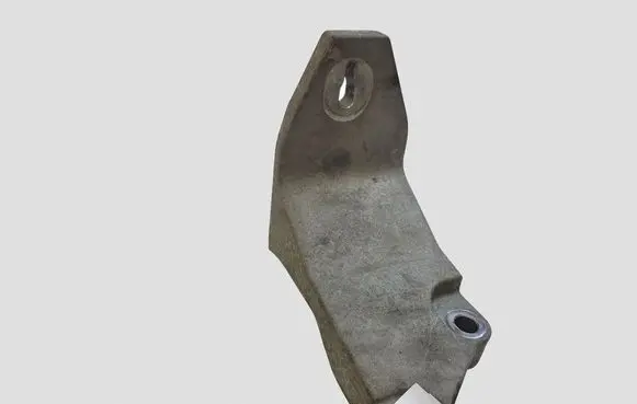 Nissan Leaf II (ZE1) Engine mounting bracket