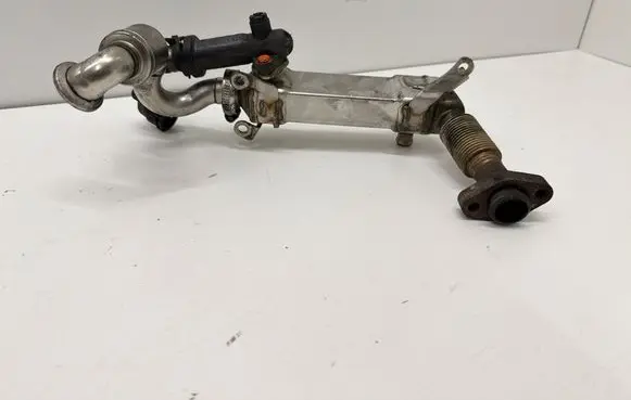 BMW 5 E60 E61 EGR valve cooler 7794245 112128 L7305002