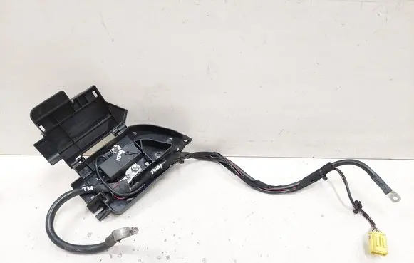 Audi A6 S6 C6 4F Positive cable (battery) 4F0971845B 4F0971812