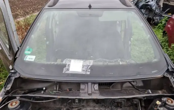 Dacia Logan II Front windscreen/windshield window 