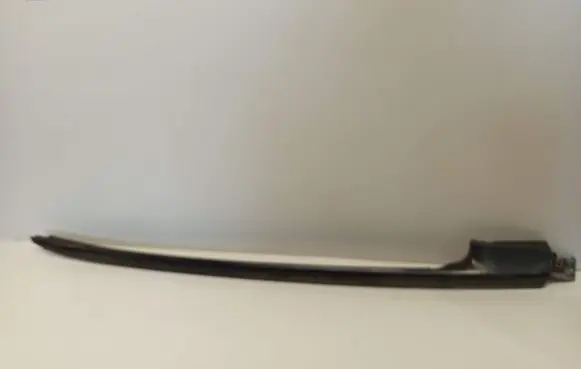 Windshield trim