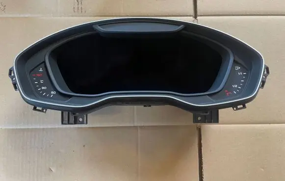 Audi A5 Speedometer (instrument cluster) 8W5920790D