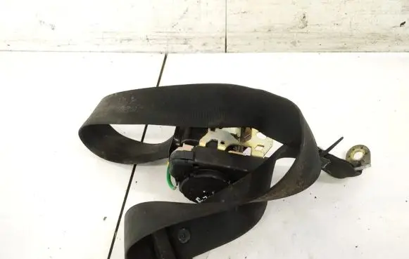 Audi A6 S6 C5 4B Front seatbelt 193857737