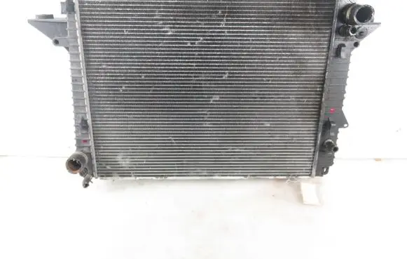 Land Rover Range Rover Sport L320 Coolant radiator PCC500331