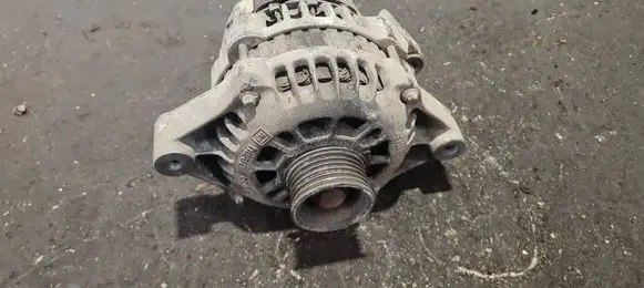 Opel Vectra B Generator/alternator 93175815