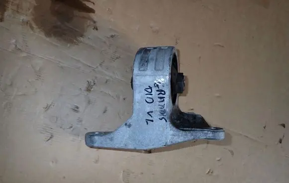 Mitsubishi Grandis Engine mount vacuum valve 