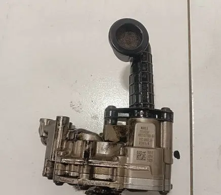Ford S-MAX Oil pump 72368351 070416N 9807727980