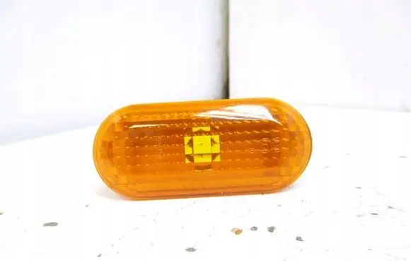 Ford Focus C-MAX Front fender indicator light 2S6A-13K354-AD